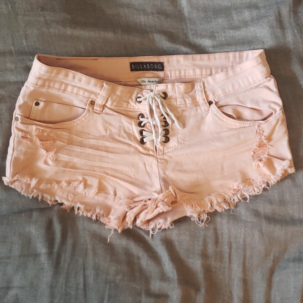🟢2/$35🟢 Billabong tie up shorts